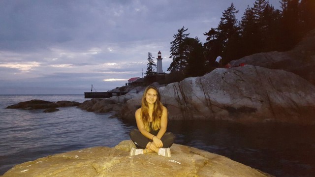 hiking at lighthouse park